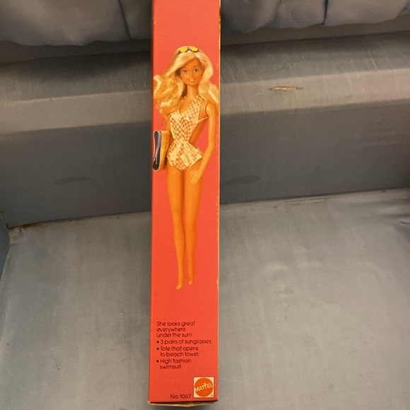 Barbie Sun Gold Malibu - Picture 3 of 6